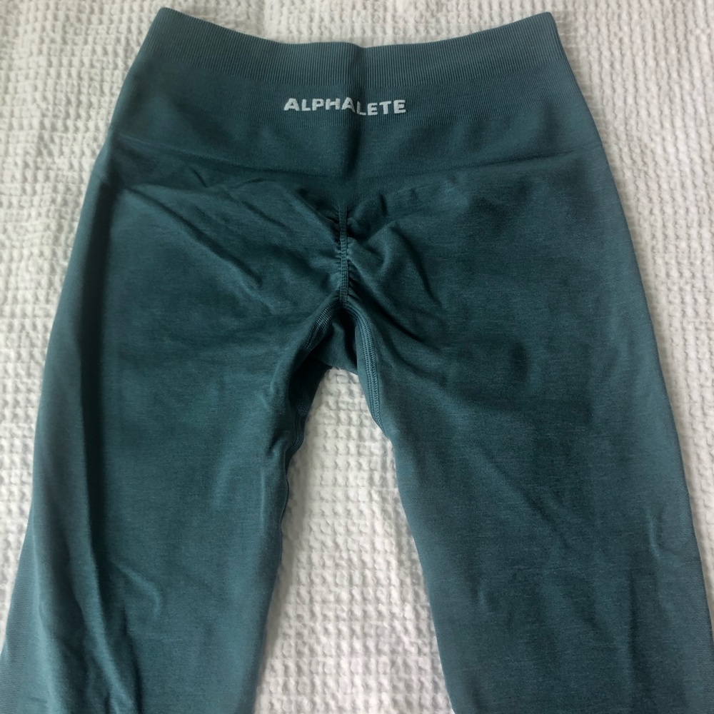 Rare Alphalete Amplify Leggings